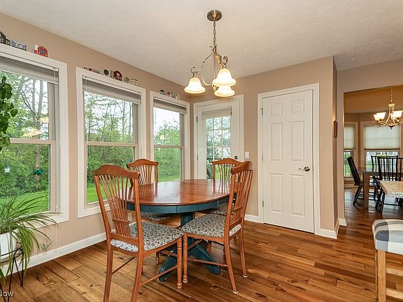 5th image of 1624 N Shore Dr