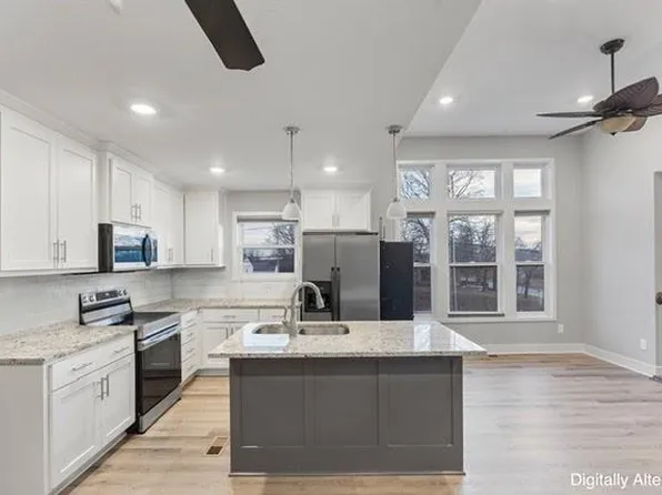 2312 NE 72nd Ter, Gladstone, MO 64118