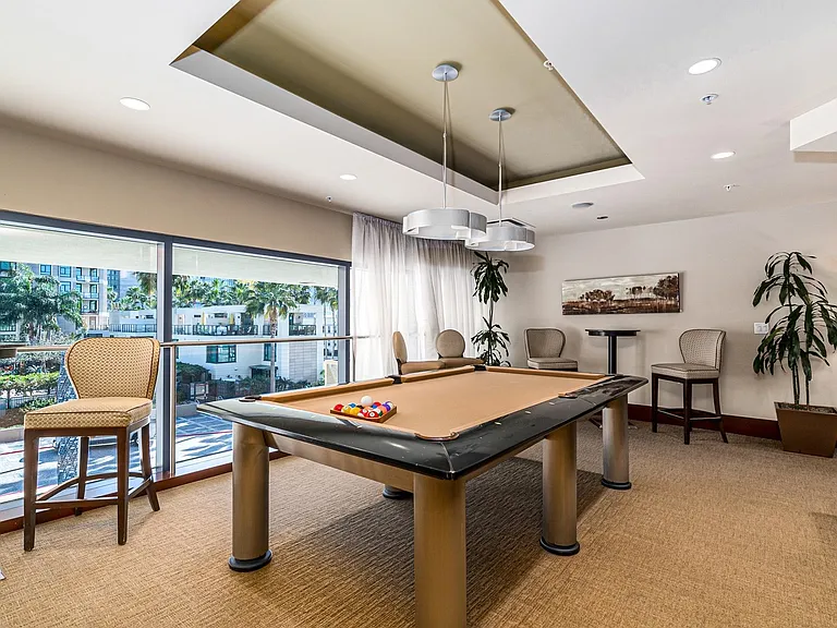 1325 Pacific Hwy #1603 — Photo 32