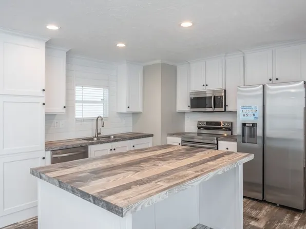 1252 Davella Dr, Nashville, TN 37207