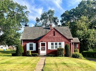 544 Pine St, Bristol, CT 06010