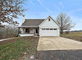 9716 S Buckner Tarsney Rd, Grain Valley, MO 64029