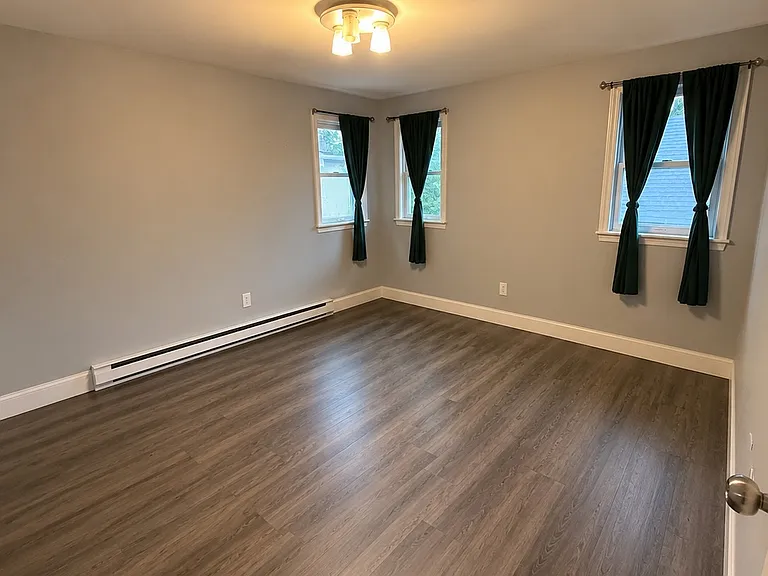 253 Kensington Rd S — Photo 13