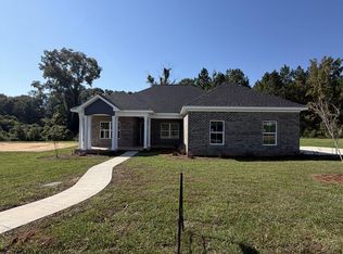 138 Golden Oaks Cir, Dothan, AL 36301