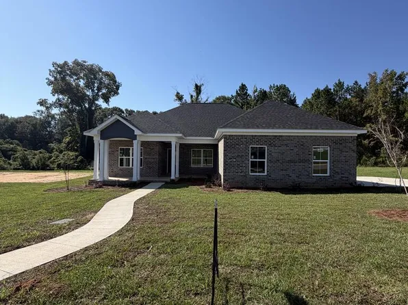 138 Golden Oaks Cir, Dothan, AL 36301