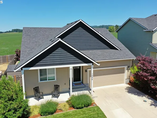 1058 E 16th St, Lafayette, OR 97127