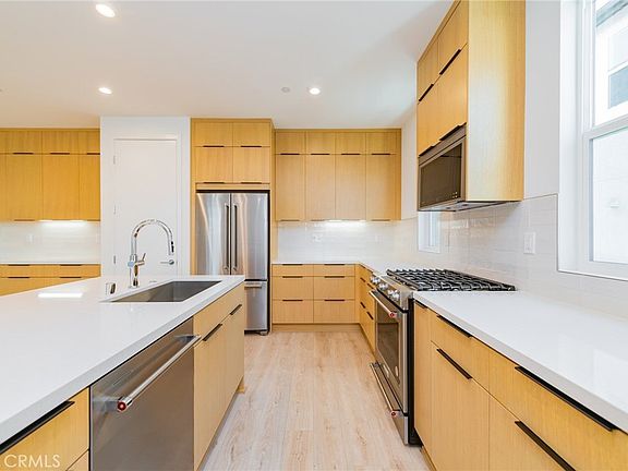 4th image of 2647 Everly Dr