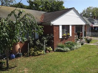 860 Chester Rd, Charleston, WV 25302