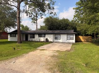 3221 County Road 890, Alvin, TX 77511
