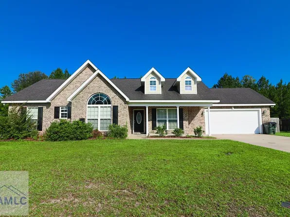 93 Miller St NE, Ludowici, GA 31316