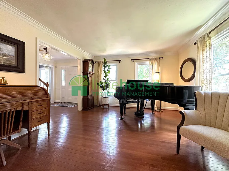 1149 Birks Ln — Photo 10