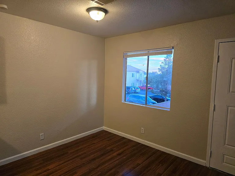 1724 Breckenwood Ct — Photo 16