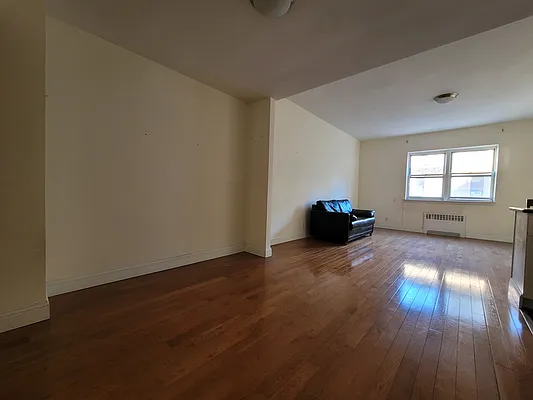 Rented by Julien Aractingi, LREB | media 4