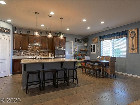 4th image of 7707 Sugarloaf Peak St