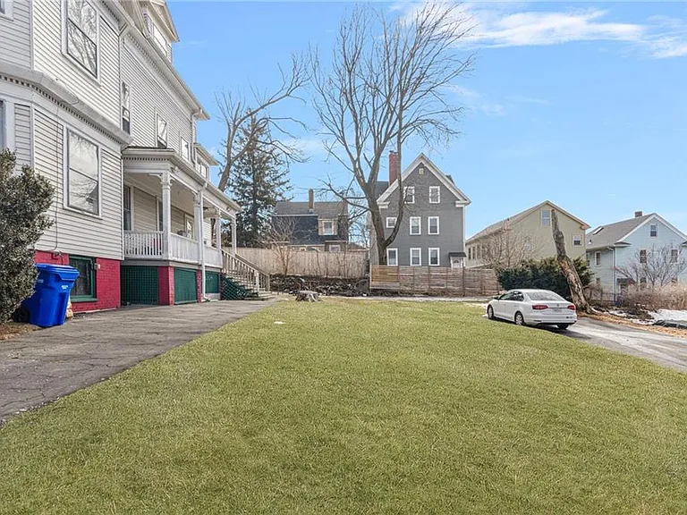 45 Cypress St #2 — Photo 15