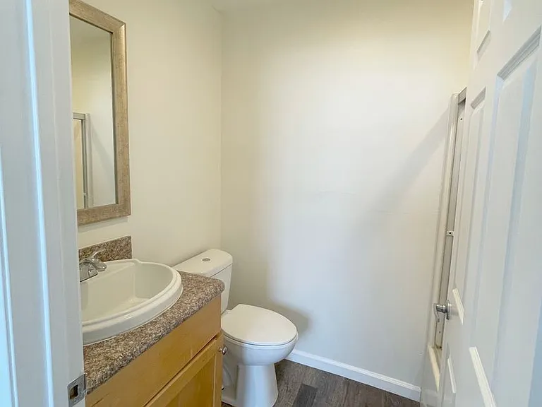 5330 Satsuma Ave — Photo 13