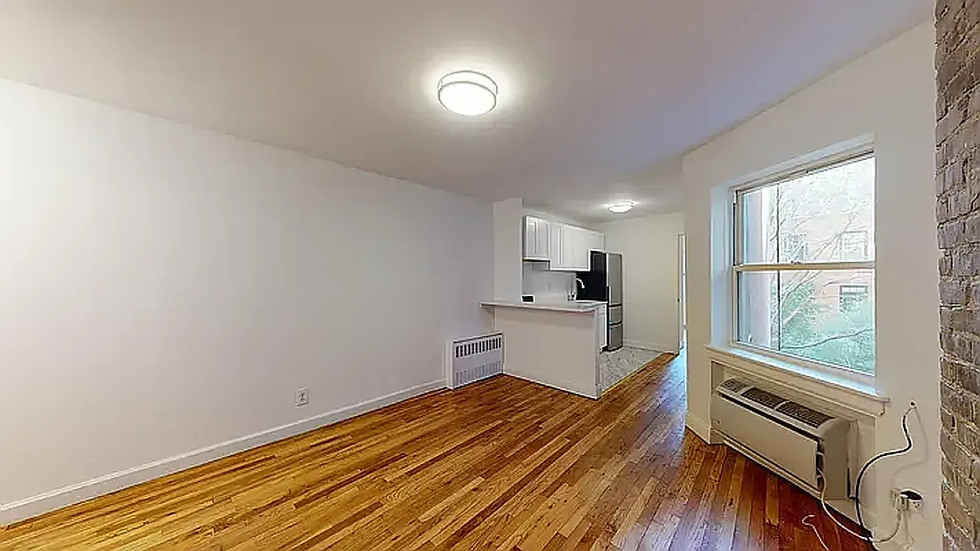 118 East 92nd Street — Photo 2