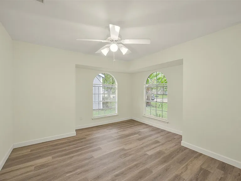 23122 Whispering Willow Dr — Photo 23