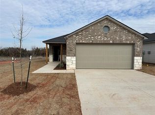 1206 Guthrie Farms Blvd, Guthrie, OK 73044