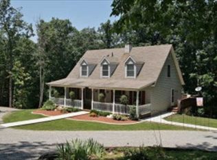 520 Red Valley Rd, Boones Mill, VA 24065