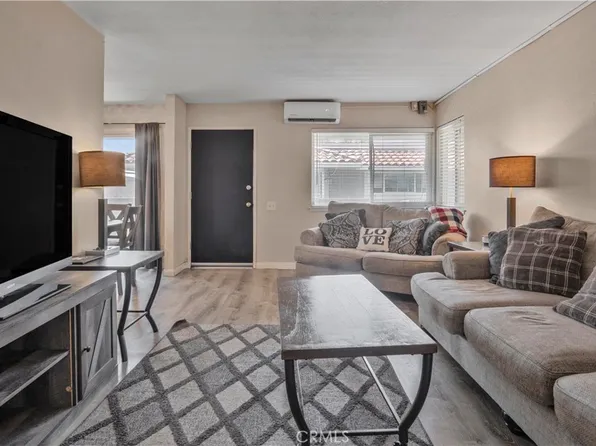 2423 Deodar St, Santa Ana, CA 92705