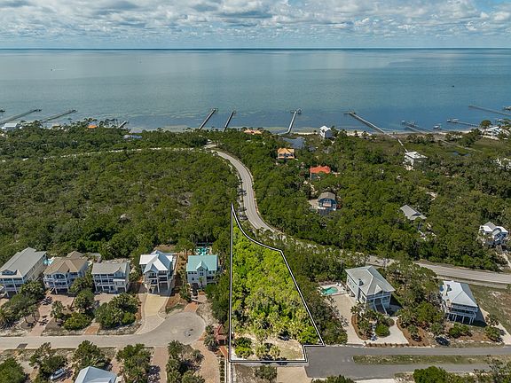 5th image of 2152 Palmetto Way