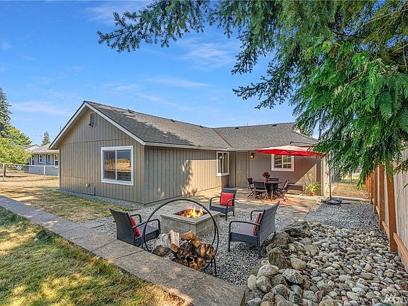 3rd image of 21900 54th Ave W