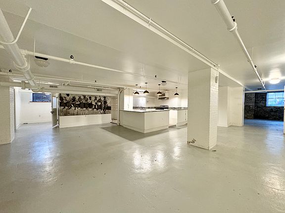 3rd image of 1800 Central St APT 1802