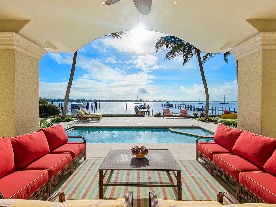 1st image of 881 SW Bay Pointe Cir