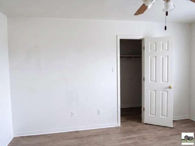305 Cedar Ridge Dr #A — Photo 14