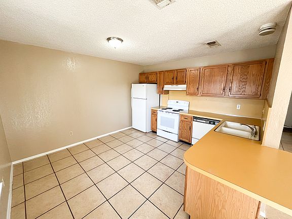 kitchen (new stainless steel appliances installed)