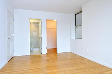 Sold by Avenue Sotheby's International Realty