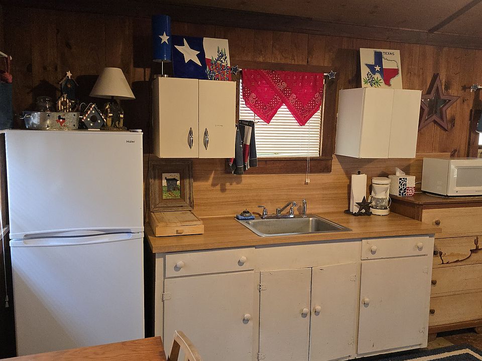2nd image of 2848 River Oaks Dr #2