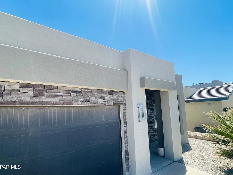 224 Wardour Castle Pl