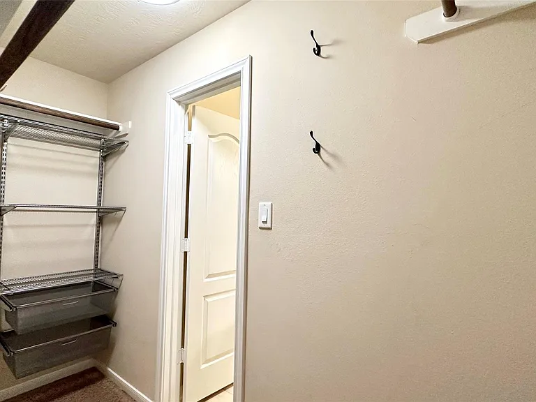 18903 Pinewood Point Ln — Photo 31
