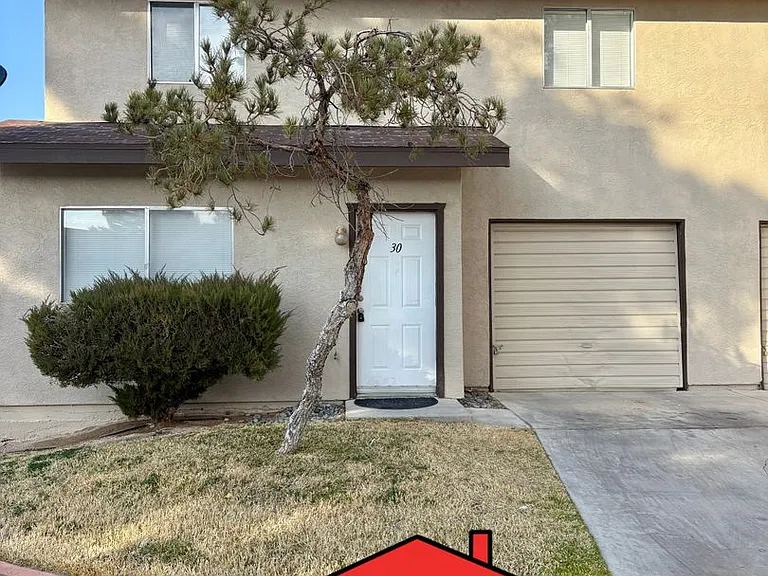 Gateway Villa — Photo 50