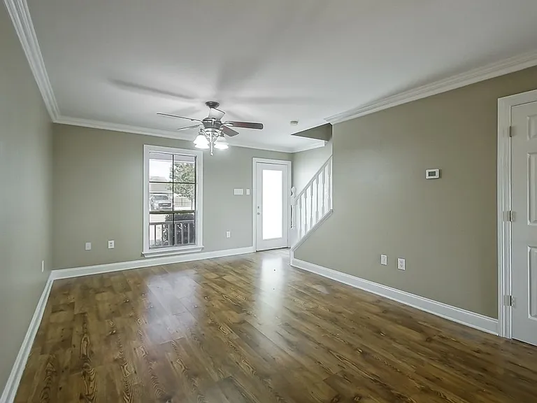 13080 Burgess Ave #8 — Photo 6