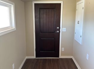 2210 S 17th St, Council Bluffs, IA 51501