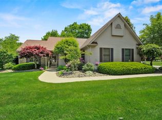 2108 Celestial Dr NE, Warren, OH