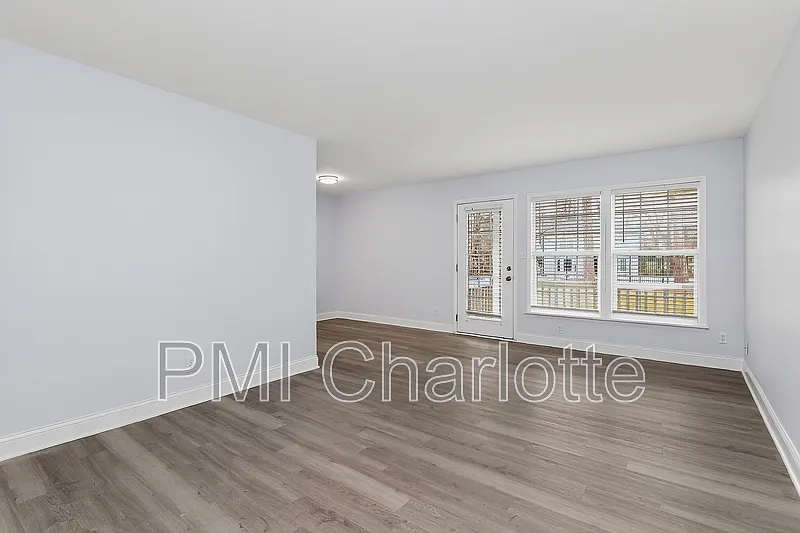 1 bed, 1.0 bath, 750 sqft, $1,225 — Photo 2