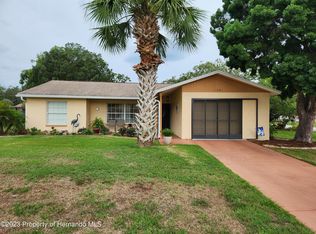 1351 McNeal Rd, Spring Hill, FL 34608