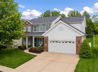 373 Carr Manor Ct, Ballwin, MO 63021