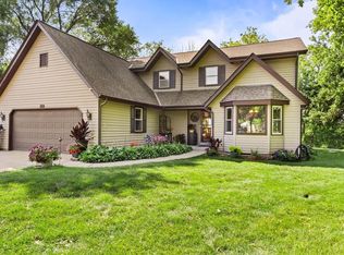 9372 W Clovernook St, Milwaukee, WI 53224