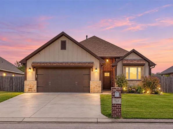 511 Sunny St, Caldwell, TX 77836