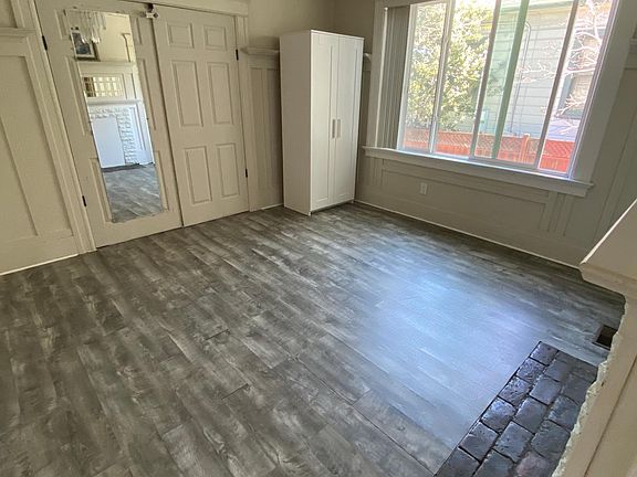 G2 (bedroom/dining room conversion)