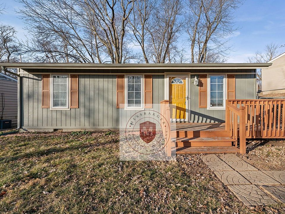 1st image of 5014 N Crystal Ave
