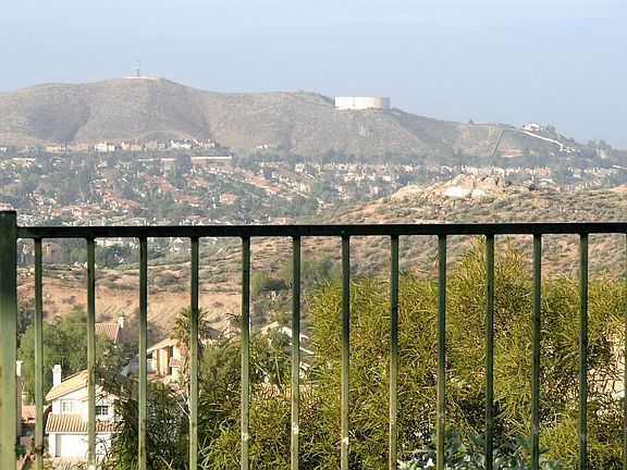 5th image of 670 La Cumbre Cir