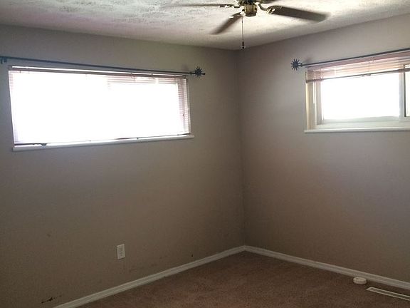 2nd image of 2715 Latonia Ave
