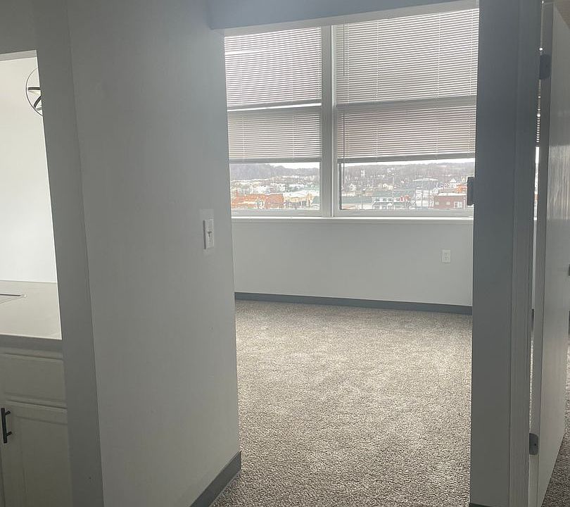 1st image of 59 Lincoln Way #902