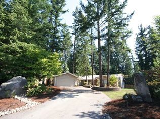 2205 Sahalee Dr W, Sammamish, WA 98074
